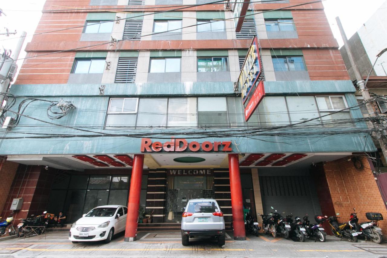Reddoorz At Winter Hotel Araneta Ciudad Quezon Exterior foto