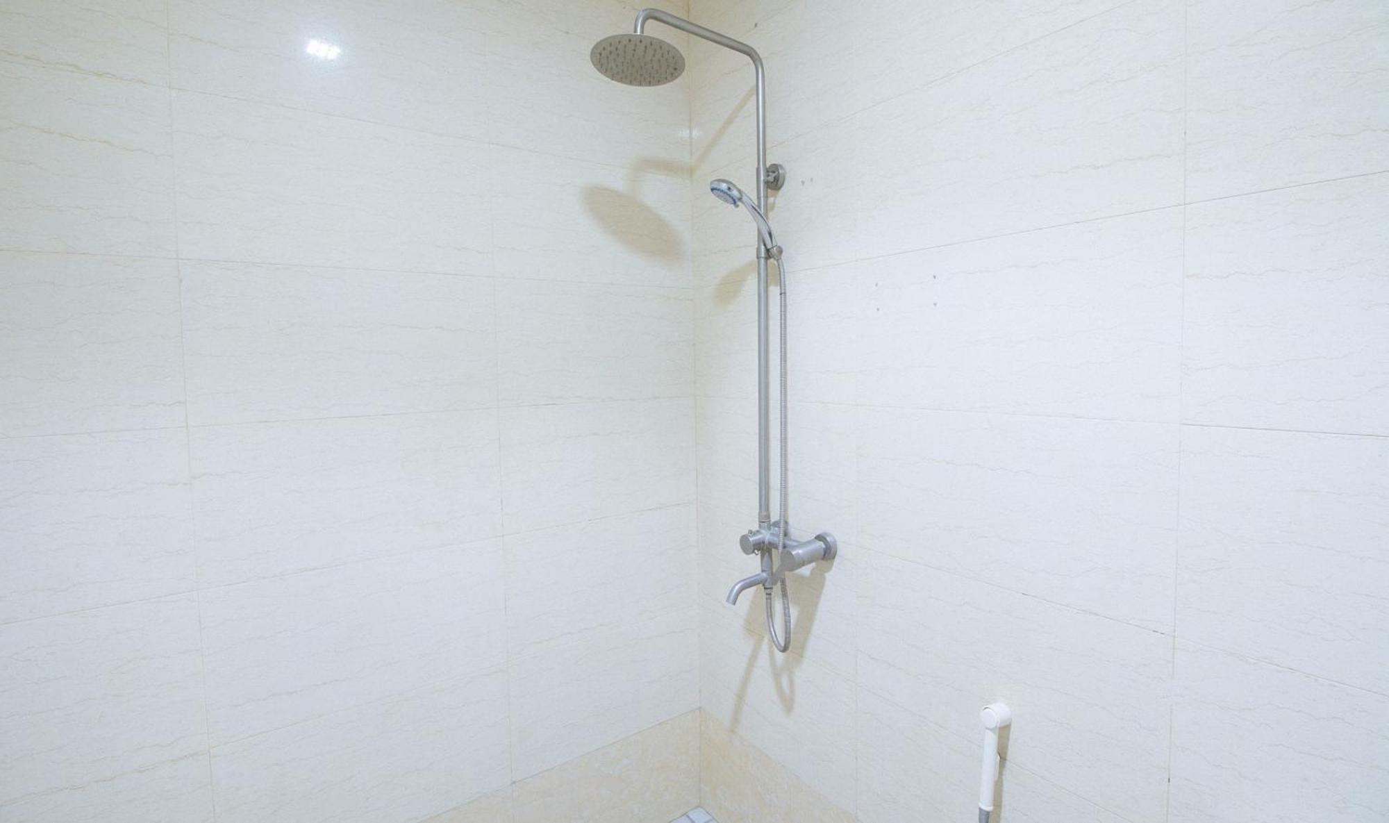 Reddoorz At Winter Hotel Araneta Ciudad Quezon Exterior foto