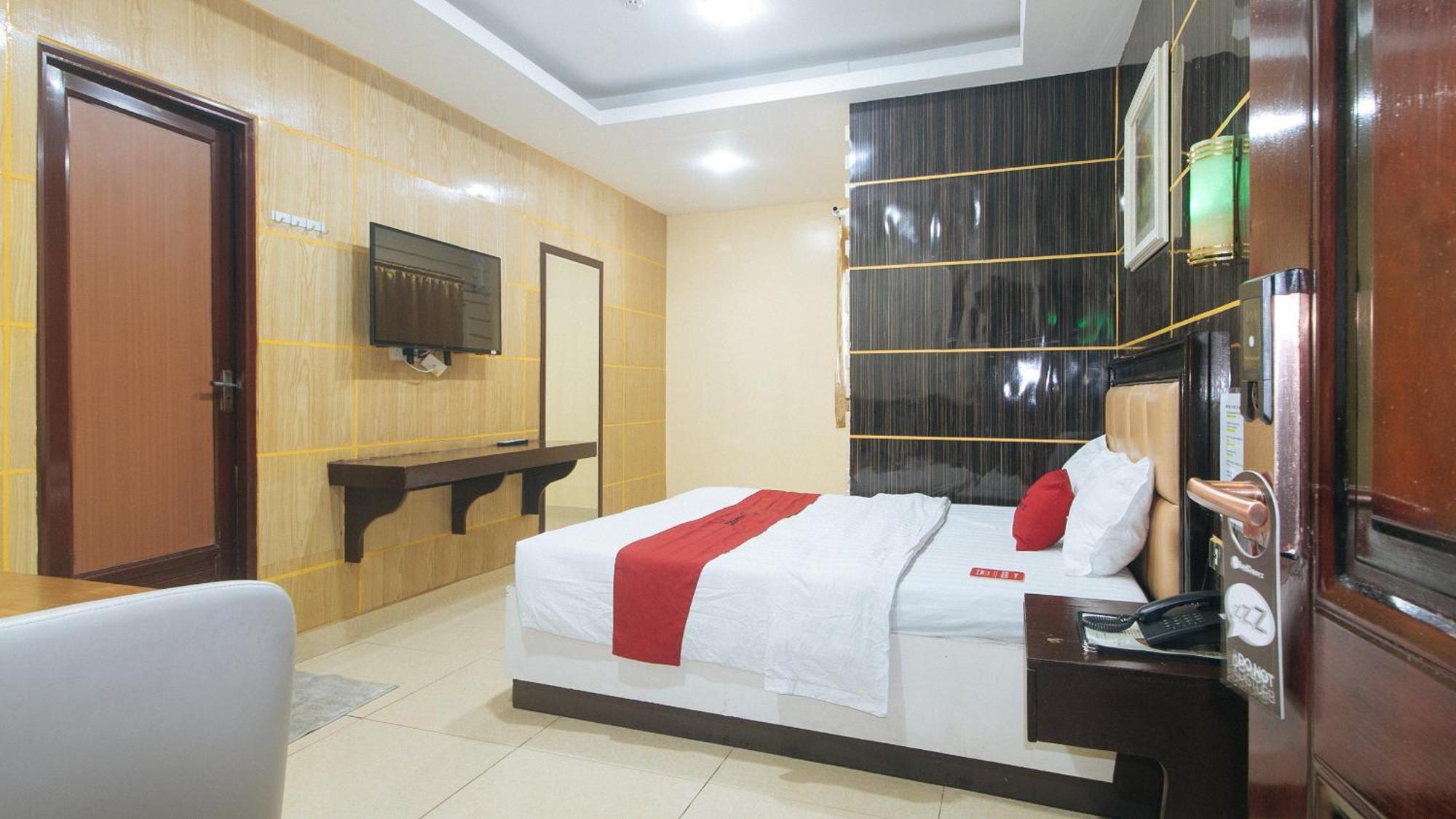 Reddoorz At Winter Hotel Araneta Ciudad Quezon Exterior foto