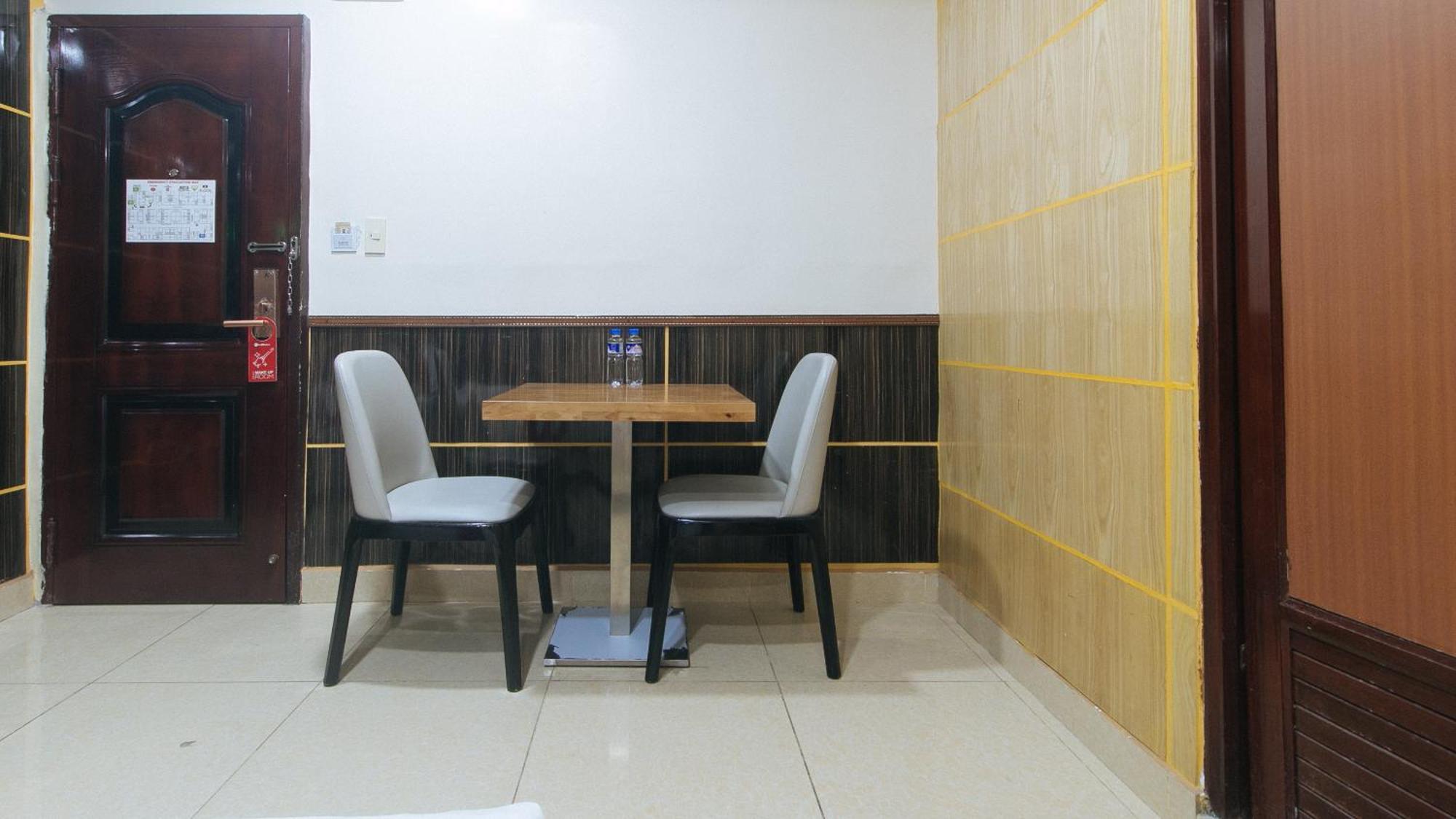 Reddoorz At Winter Hotel Araneta Ciudad Quezon Exterior foto